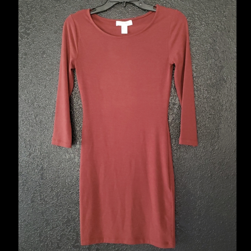 3/4 sleeve scoop neck mini dress